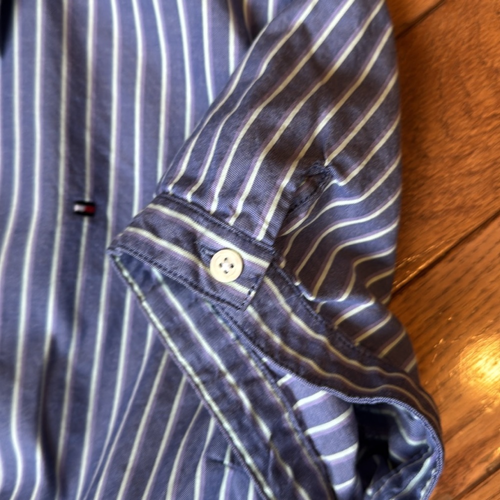 Tommy Hilfiger BLue & White Striped Button-Up Short Sleeve Shirt - Picture 13 of 13